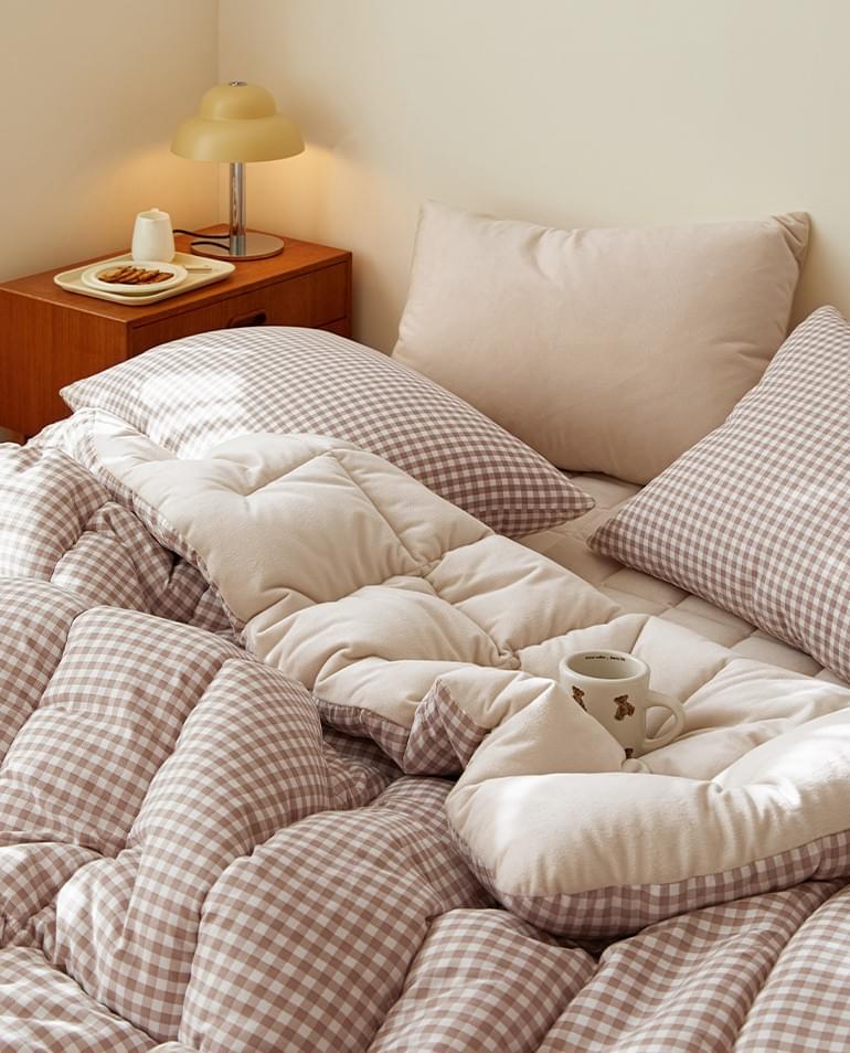 (冬天厚版) coco beige-hug me 無塵四季被 (韓國製)