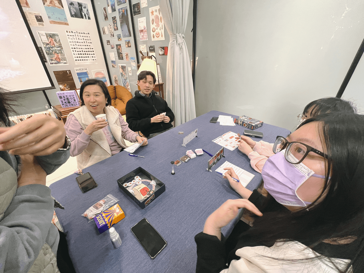 【活動回顧】2026解憂桌遊堂|在快速世代裡,為什麼還需要一張桌子?|解憂桌遊堂|台北|桌遊|療寮生活館 【活動回顧】2026解憂桌遊堂|在快速世代裡,為什麼還需要一張桌子?|解憂桌遊堂|台北|桌遊|療寮生活館