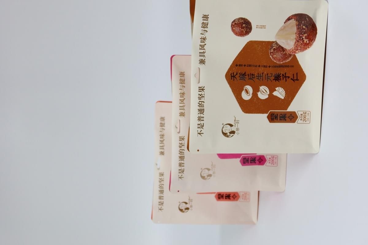 Collagen Rose Almond 80g • Slight Moment/Mustard Kale Almond 80g • Slight Moment