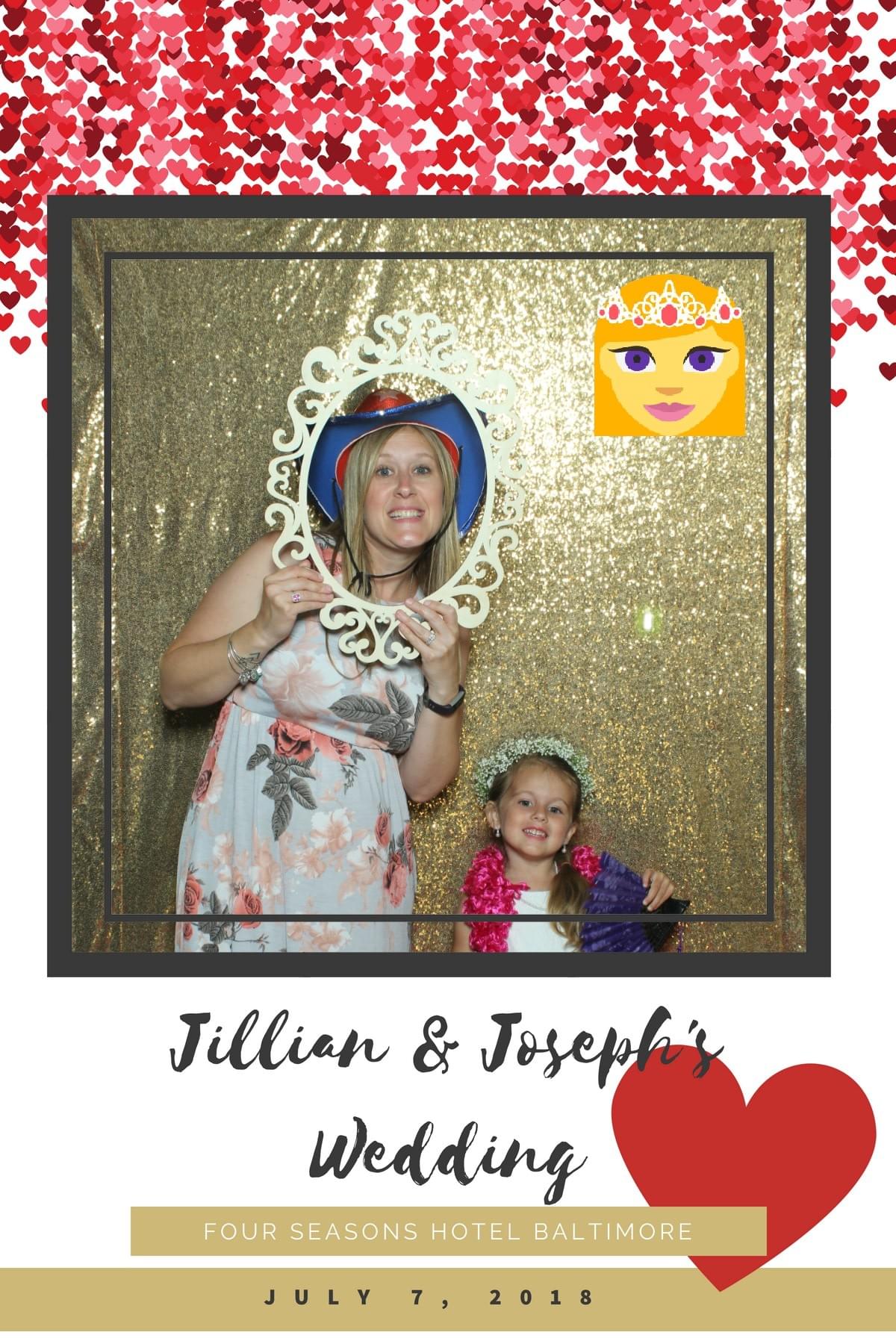 July Weddings with the Magic Selfie Mirror Photo Booth July Weddings with the Magic Selfie Mirror Photo Booth