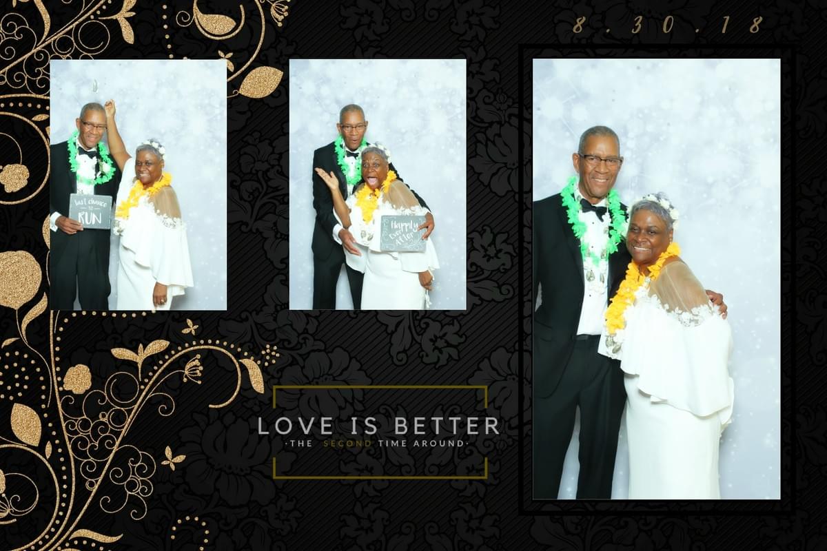The Magic Selfie Mirror at the Forum Caterers in Pikesville, Maryland The Magic Selfie Mirror at the Forum Caterers in Pikesville, Maryland