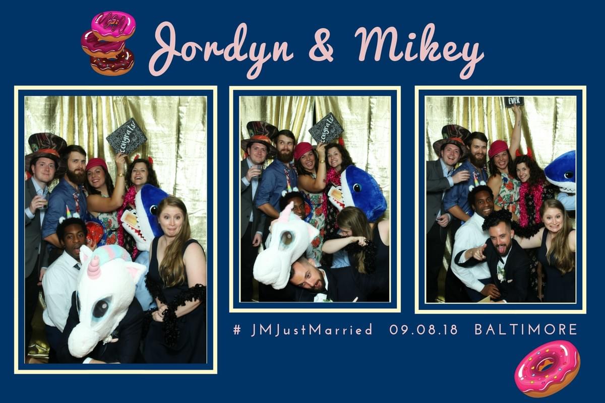 Gold backdrops with The Magic Selfie Mirror photo booth Gold backdrops with The Magic Selfie Mirror photo booth