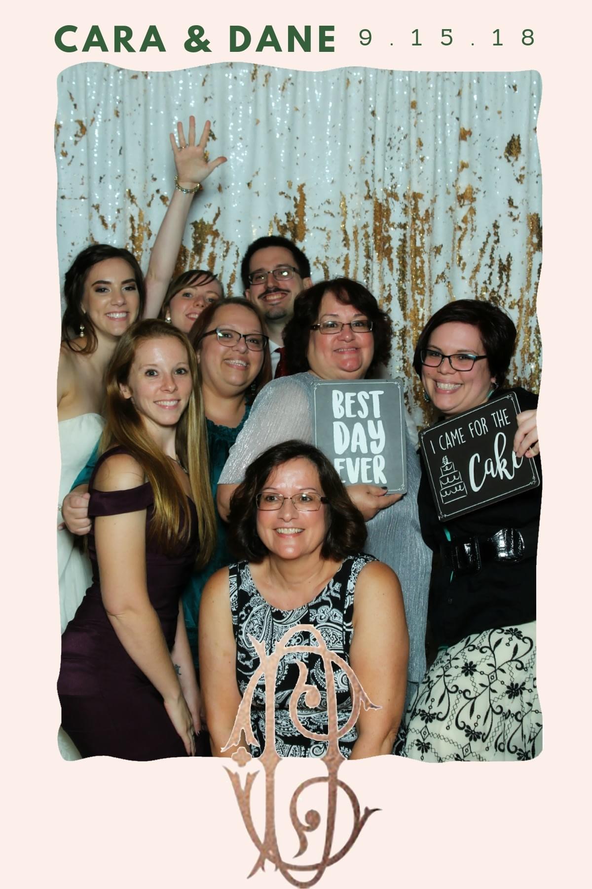 The Magic Selfie Mirror photo booth The Magic Selfie Mirror photo booth