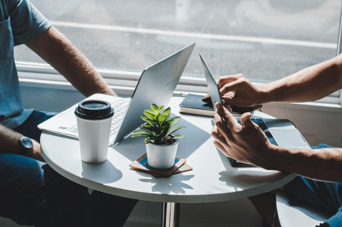 Săn Lùng Khách Hàng Như Một Bậc Thầy: Hướng Dẫn Hài Hước Về Nghệ Thuật Tìm Kiếm Khách Hàng Săn Lùng Khách Hàng Như Một Bậc Thầy: Hướng Dẫn Hài Hước Về Nghệ Thuật Tìm Kiếm Khách Hàng