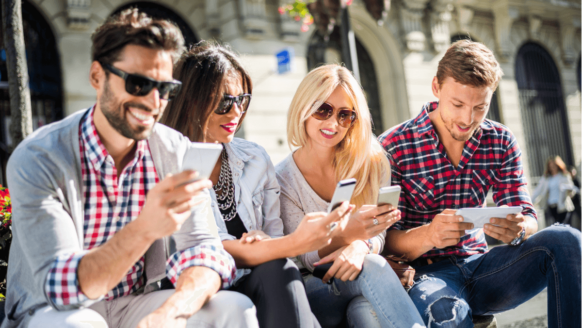 Au-delà de l'écran : une plongée dans l'expérience utilisateur mobile Au-delà de l'écran : une plongée dans l'expérience utilisateur mobile