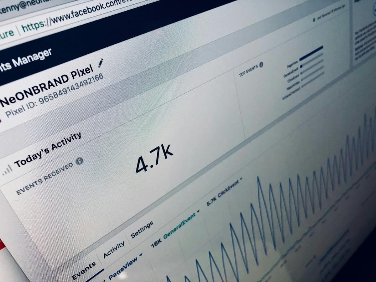 Cách kiếm tiền từ một trang web - Mẹo #2: Tận dụng quảng cáo Cách kiếm tiền từ một trang web - Mẹo #2: Tận dụng quảng cáo