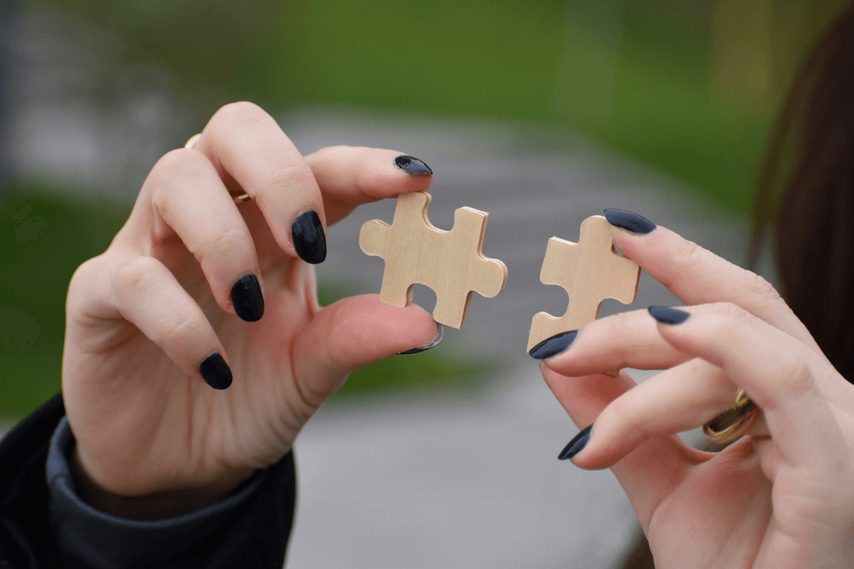 Combinaison de mots pour les noms de Startups Combinaison de mots pour les noms de Startups