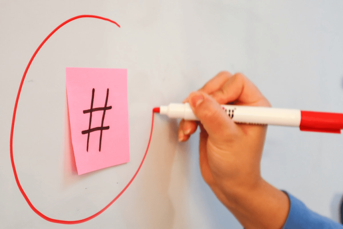Få fler Instagram-följare Tips #5: Använda hashtags och geotaggar Få fler Instagram-följare Tips #5: Använda hashtags och geotaggar
