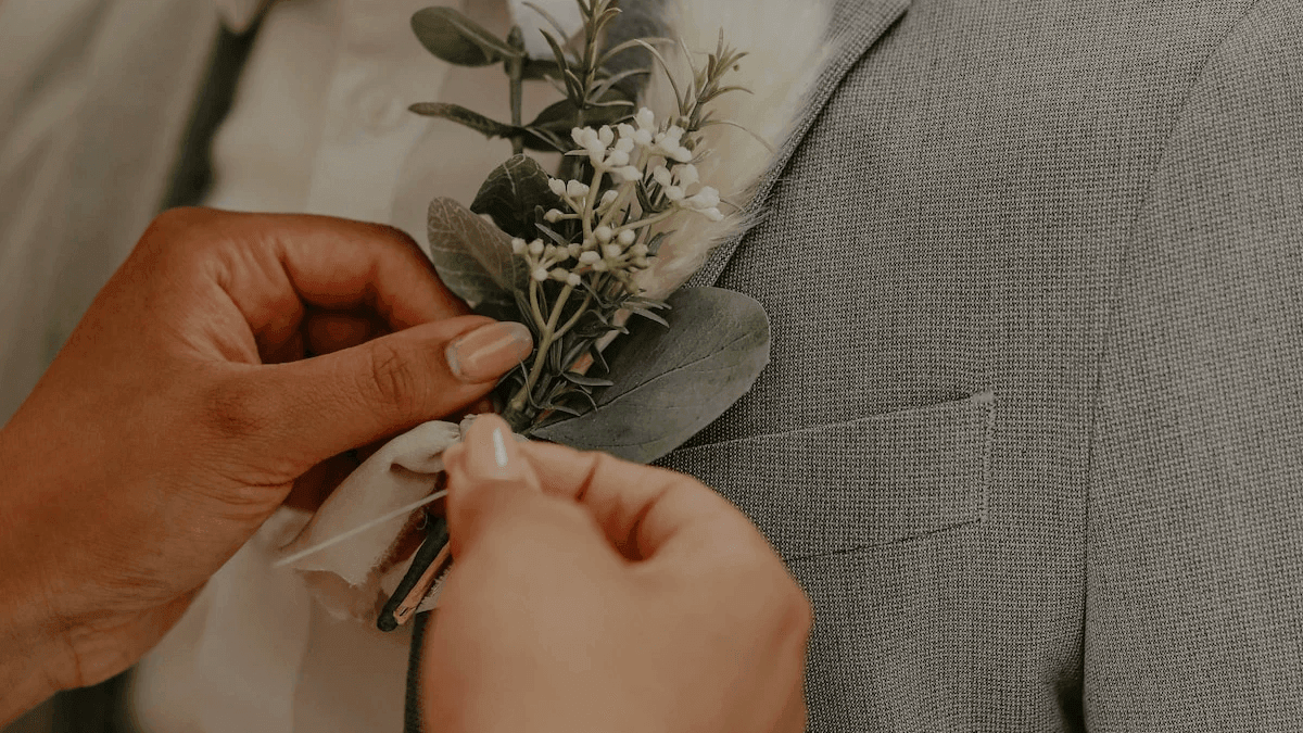 Qua Ống Kính Tình Yêu: Tạo Ra Những Kỷ Niệm Ảnh Cưới Vượt Thời Gian Qua Ống Kính Tình Yêu: Tạo Ra Những Kỷ Niệm Ảnh Cưới Vượt Thời Gian