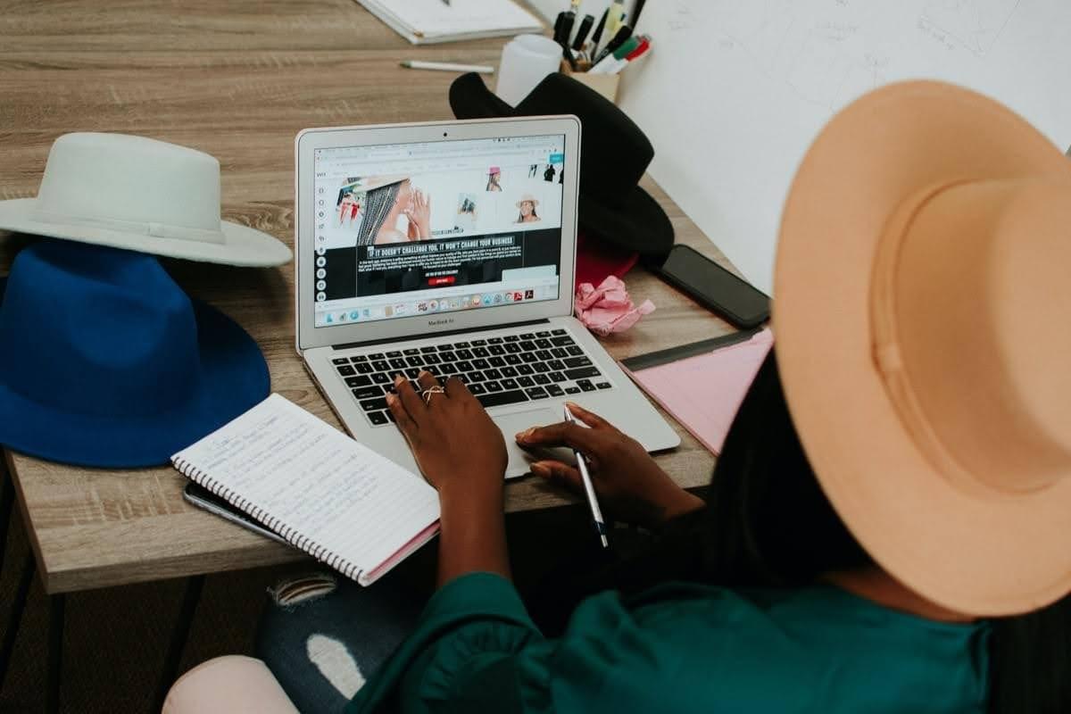 تعرف على أفضل أفكار الأعمال المنزلية مع التجارة الإلكترونية في Strikingly تعرف على أفضل أفكار الأعمال المنزلية مع التجارة الإلكترونية في Strikingly