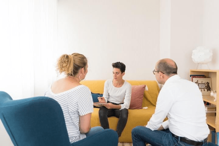 Une consultation pour répondre à vos questions de parents du moment Une consultation pour répondre à vos questions de parents du moment