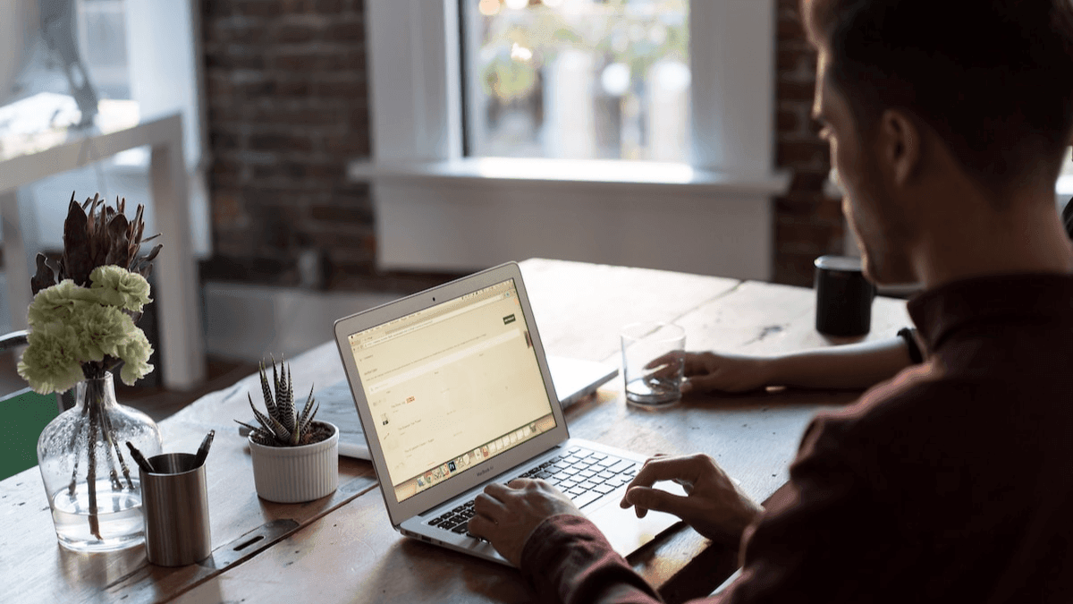 Dincolo de cuvinte: crearea spațiului tău digital cu site-ul de blogging ideal Dincolo de cuvinte: crearea spațiului tău digital cu site-ul de blogging ideal