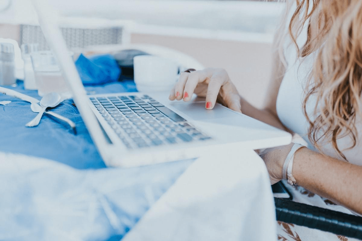 Dincolo de ecran: creează un portofoliu de web design care să oprească privitorii în loc Dincolo de ecran: creează un portofoliu de web design care să oprească privitorii în loc