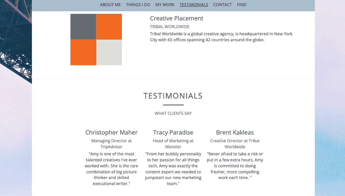 Szablon profilu z Strikingly Showing Client Testimonials Szablon profilu z Strikingly Showing Client Testimonials