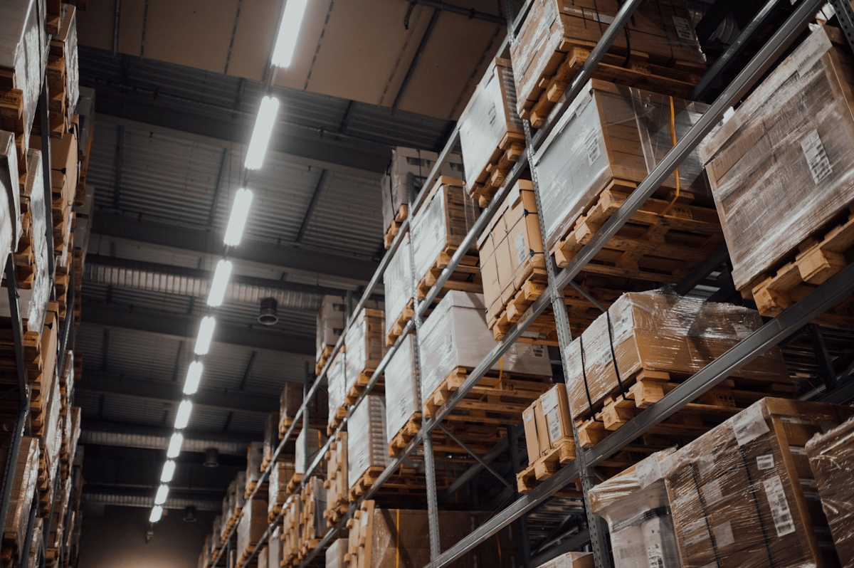 Od Producenta Do Rynku: Logistyka Odzieży Hurtowej Od Producenta Do Rynku: Logistyka Odzieży Hurtowej