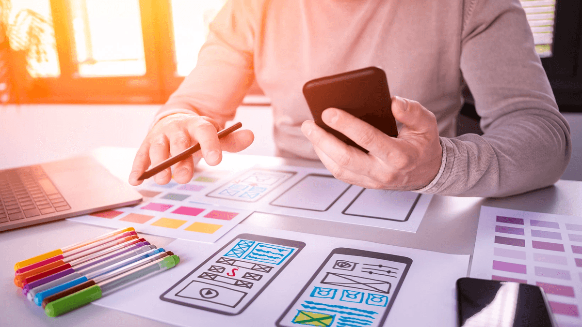 7 تطبيقات الجوال الأساسية للأعمال 7 تطبيقات الجوال الأساسية للأعمال