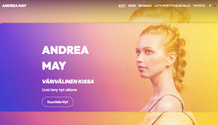 Andrea May -malli Strikinglyltä Andrea May -malli Strikinglyltä