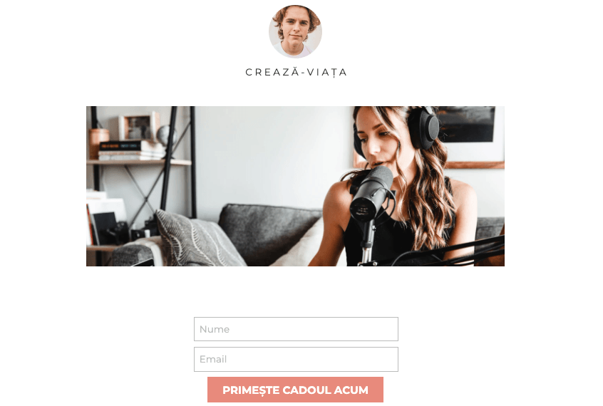 Obțineți șablonul gratuit de la Strikingly Obțineți șablonul gratuit de la Strikingly