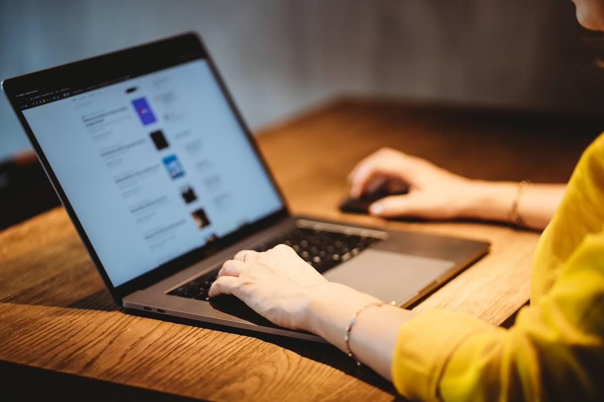 Memanfaatkan Kekuatan Alat Pemasaran Email Terbaik untuk Keberhasilan SEO Memanfaatkan Kekuatan Alat Pemasaran Email Terbaik untuk Keberhasilan SEO