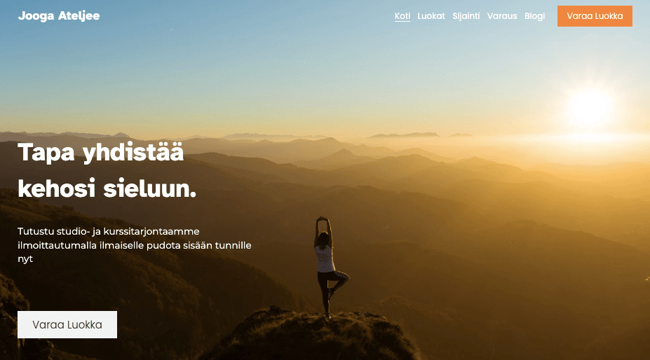 Joogastudio-malli Strikinglyltä Joogastudio-malli Strikinglyltä