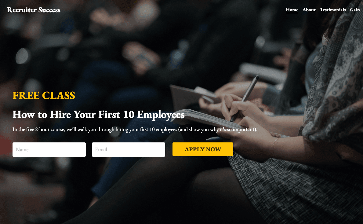 Szablon Strony Docelowej Sukcesu Rekrutera od Strikingly Szablon Strony Docelowej Sukcesu Rekrutera od Strikingly