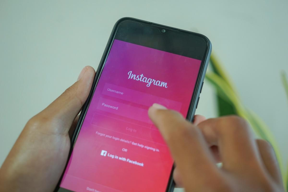 Reel-y cool: stăpânirea funcției swipe-stopper a Instagram Reels Reel-y cool: stăpânirea funcției swipe-stopper a Instagram Reels
