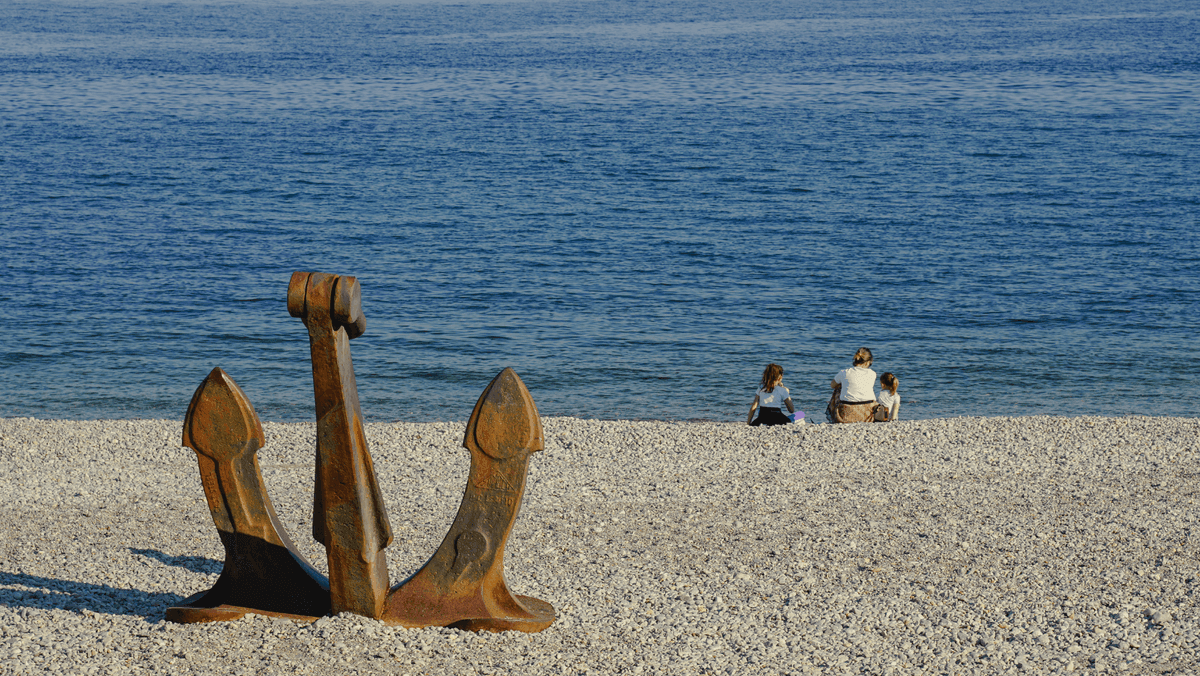 Nu te pierde în furtuna de clicuri: ghidul începătorului pentru linkurile de ancoră (și pentru sănătatea ta mentală) Nu te pierde în furtuna de clicuri: ghidul începătorului pentru linkurile de ancoră (și pentru sănătatea ta mentală)