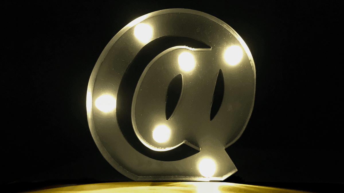 Podnieś poziom swojej skrzynki odbiorczej dzięki temu przewodnikowi po najlepszych tematach e-maili Podnieś poziom swojej skrzynki odbiorczej dzięki temu przewodnikowi po najlepszych tematach e-maili