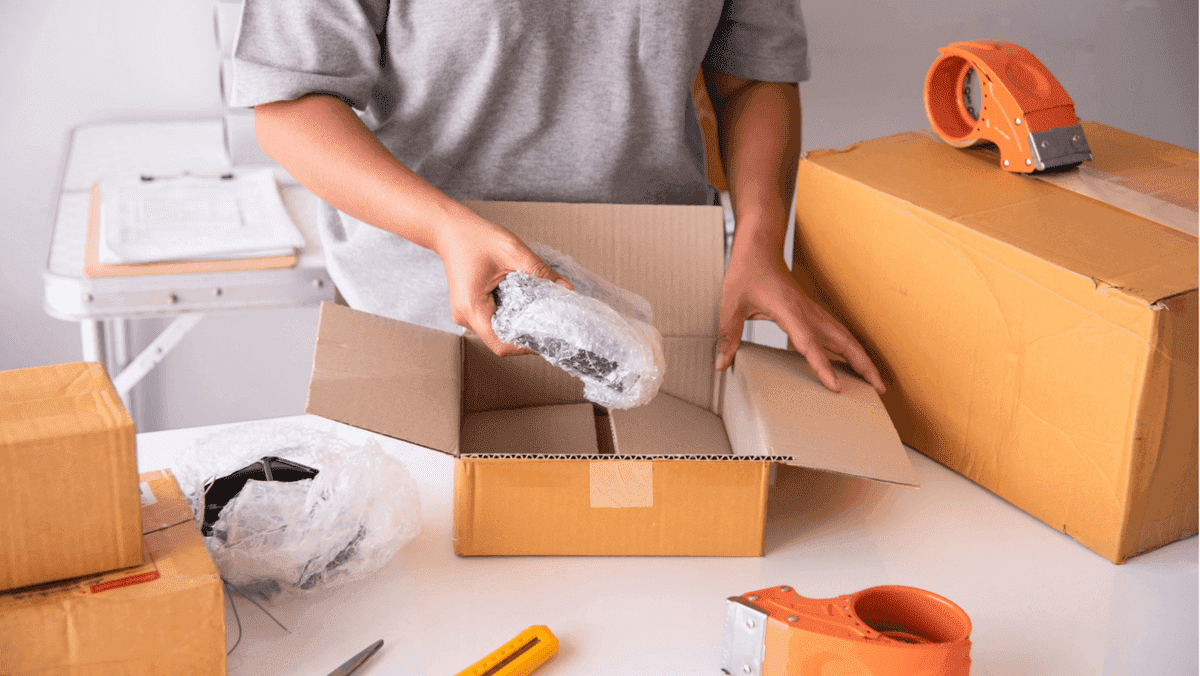 Au-delà de la boîte : L'art de l'expédition dans le commerce électronique Au-delà de la boîte : L'art de l'expédition dans le commerce électronique
