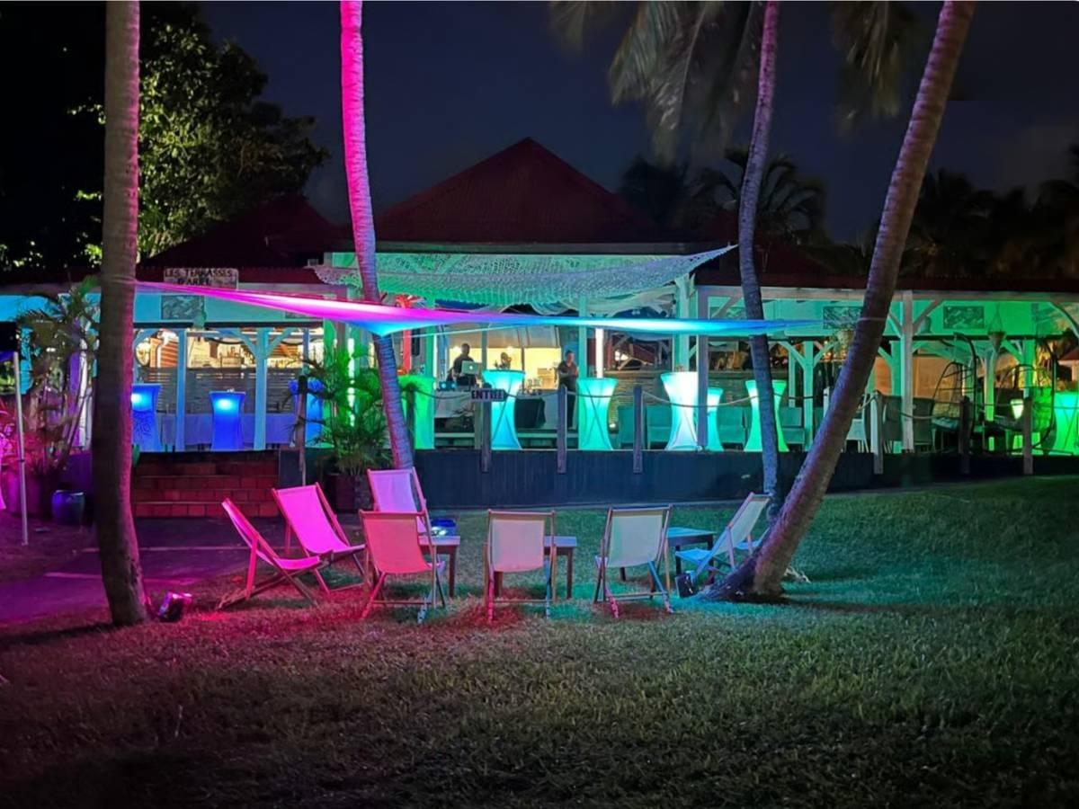 privatisation-lieu-pour-soiree-evenement-en-martinique privatisation-lieu-pour-soiree-evenement-en-martinique