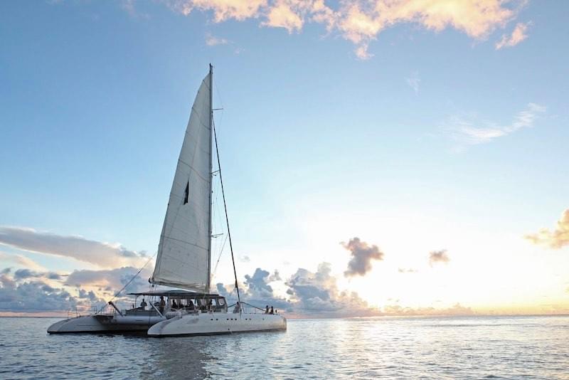 maxi-catamaran-diamond-rock-martinique-boat-tour-all-inclusive.jpg maxi-catamaran-diamond-rock-martinique-boat-tour-all-inclusive.jpg