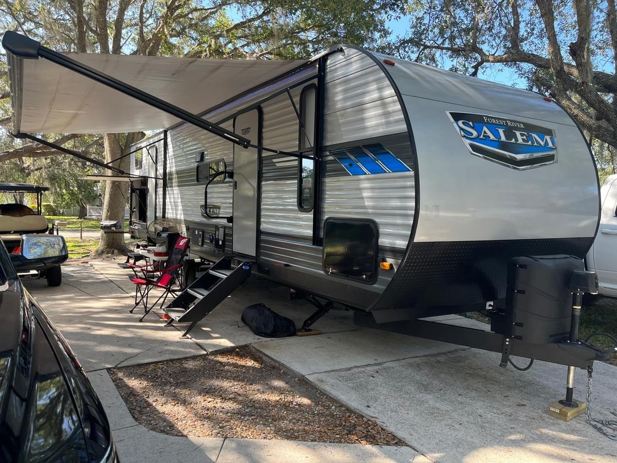 Our RVs are equipped with modern amenities to ensure a comfortable journey for you and your family. Comfortable RVs What We Offer Private RV Rental in Lakeland, to Central Florida. Bilingual- English & Spanish audience. A couple that is enthusiastic about camping and travel now extend the opportunity to rent out their RV vehicles to extend the opportunity to locals. Integrate a calendar for a booking. Our RVs are equipped with modern amenities to ensure a comfortable journey for you and your family. Comfortable RVs What We Offer Private RV Rental in Lakeland, to Central Florida. Bilingual- English & Spanish audience. A couple that is enthusiastic about camping and travel now extend the opportunity to rent out their RV vehicles to extend the opportunity to locals. Integrate a calendar for a booking.