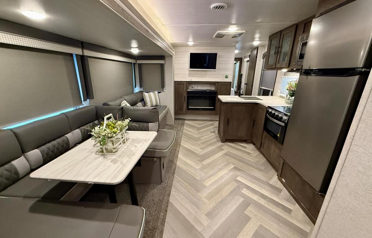 — John Smith “The RV was clean, well-equipped, and perfect for our weekend getaway. We’ll definitely be back for more adventures!”  Our RV rentals have provided unforgettable experiences for countless families and friends in Central Florida Private RV Rental in Lakeland, to Central Florida. Bilingual- English & Spanish audience. A couple that is enthusiastic about camping and travel now extend the opportunity to rent out their RV vehicles to extend the opportunity to locals. Integrate a calendar for a booking. — John Smith “The RV was clean, well-equipped, and perfect for our weekend getaway. We’ll definitely be back for more adventures!”  Our RV rentals have provided unforgettable experiences for countless families and friends in Central Florida Private RV Rental in Lakeland, to Central Florida. Bilingual- English & Spanish audience. A couple that is enthusiastic about camping and travel now extend the opportunity to rent out their RV vehicles to extend the opportunity to locals. Integrate a calendar for a booking.