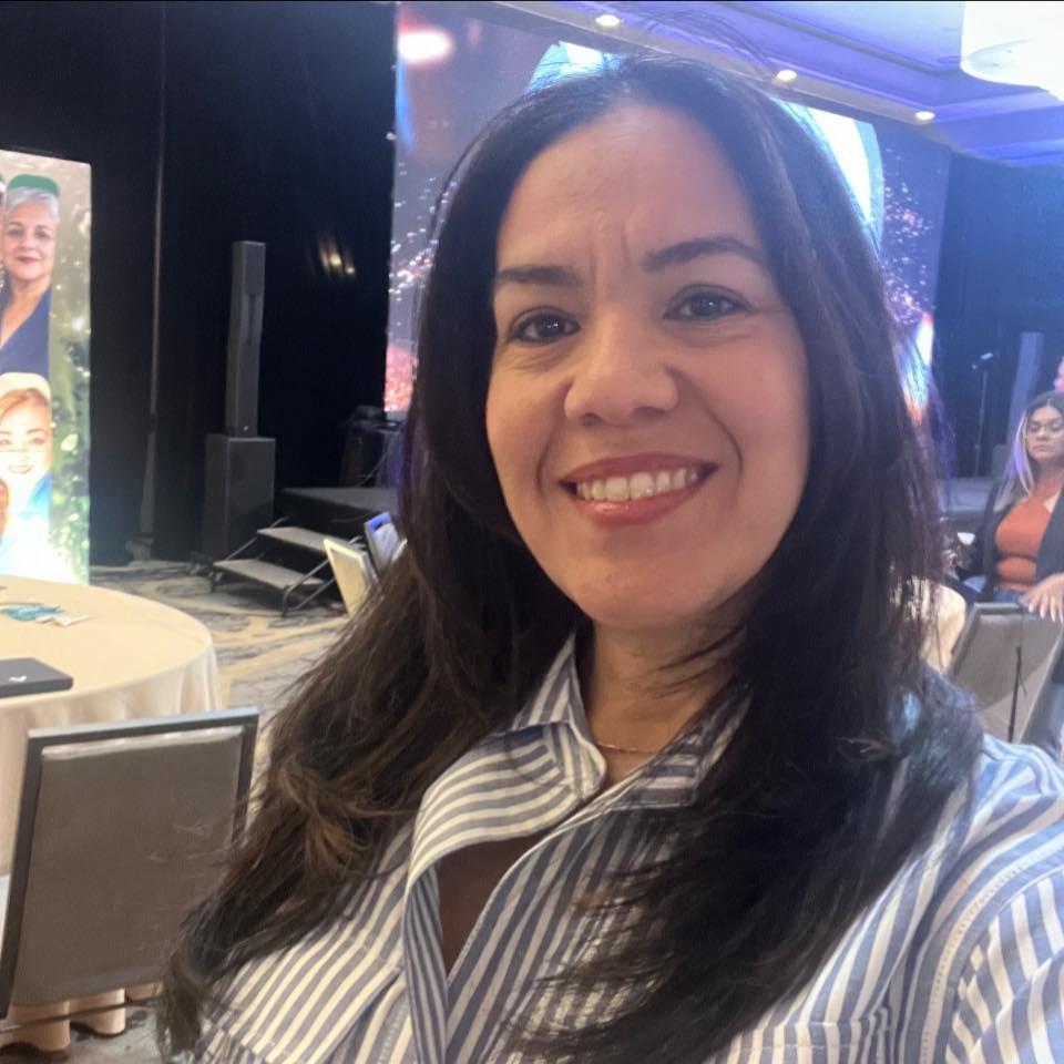 Discover how our approach transforms child development! Enhance the learning of your child An educational and nutritional approach designed to support the cognitive and emotional development of children.Line 2Inspired by child development methodologies used by specialists in psychology, nutrition, and well-being.3️⃣ COLORS OF THE LANDINGTo look professional and trustworthy.Main blue#1E3A8ABright blue#2563EBCreativity yellow#FBBF24Clean white#FFFFFFText gray#374151This communicates:intelligencesciencechildhoodtrust4️⃣ STRUCTURE OF THE OFFICIAL LANDING (COVER)This does NOT have representatives.HEROTitleAwaken your child's extraordinary potentialSubtitleEinstein Kids is an educational and nutritional approach designed to support the cognitive, emotional, and creative development of children.Button:Learn about the program Discover how our approach transforms child development! Enhance the learning of your child An educational and nutritional approach designed to support the cognitive and emotional development of children.Line 2Inspired by child development methodologies used by specialists in psychology, nutrition, and well-being.3️⃣ COLORS OF THE LANDINGTo look professional and trustworthy.Main blue#1E3A8ABright blue#2563EBCreativity yellow#FBBF24Clean white#FFFFFFText gray#374151This communicates:intelligencesciencechildhoodtrust4️⃣ STRUCTURE OF THE OFFICIAL LANDING (COVER)This does NOT have representatives.HEROTitleAwaken your child's extraordinary potentialSubtitleEinstein Kids is an educational and nutritional approach designed to support the cognitive, emotional, and creative development of children.Button:Learn about the program