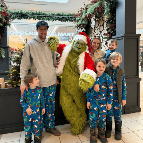 The Grinch Who Stole Christmas Dr Suess Holiday Character Performer Edmonton Christmas Party Special Event Entertainment The Grinch Who Stole Christmas Dr Suess Holiday Character Performer Edmonton Christmas Party Special Event Entertainment