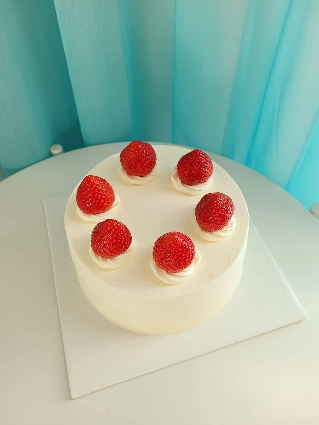 【初心手作】簡約草莓蛋糕-6吋