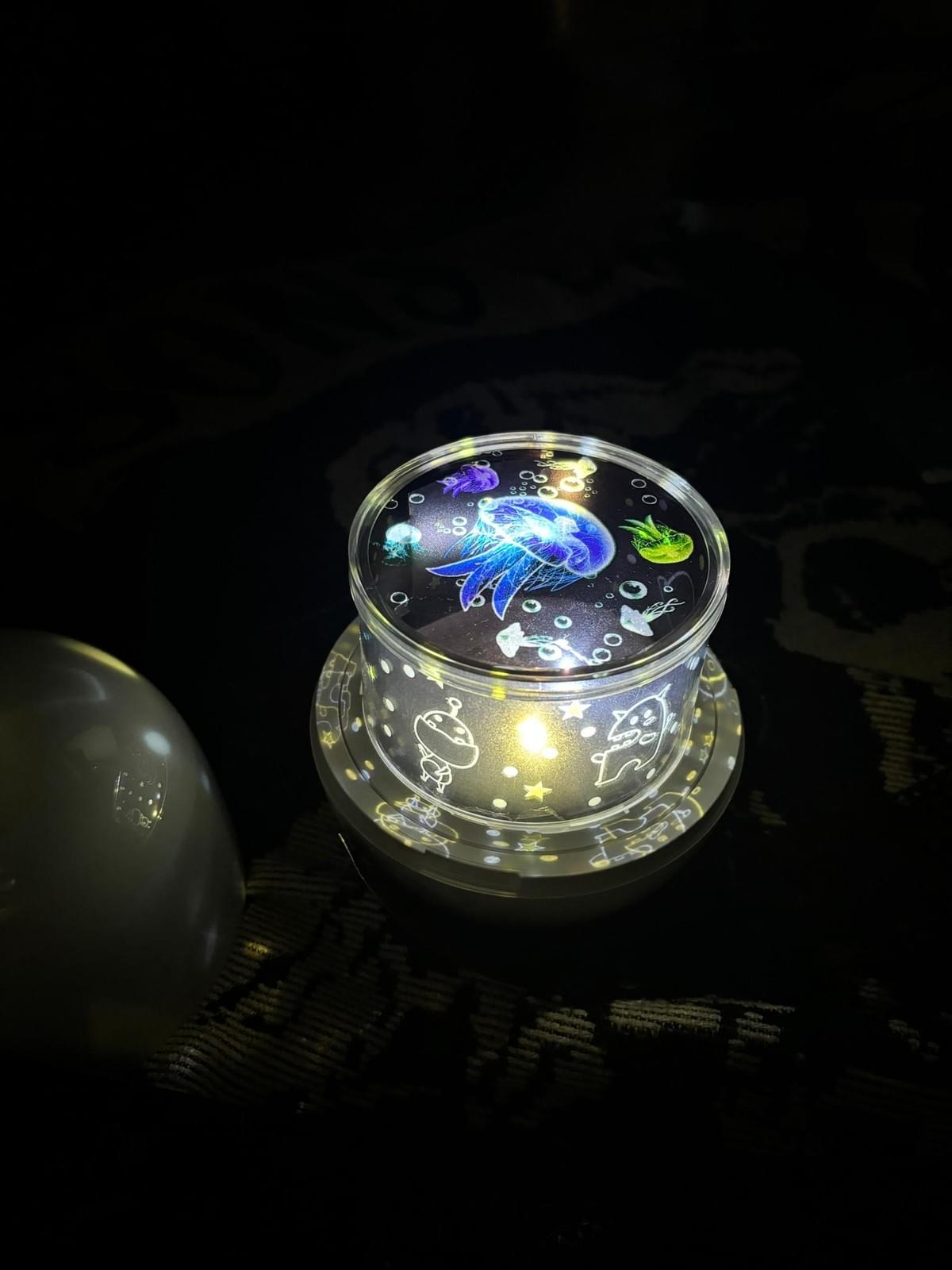 『aibo』皇冠 自動旋轉音樂盒 星空投影燈—12/9~12/25