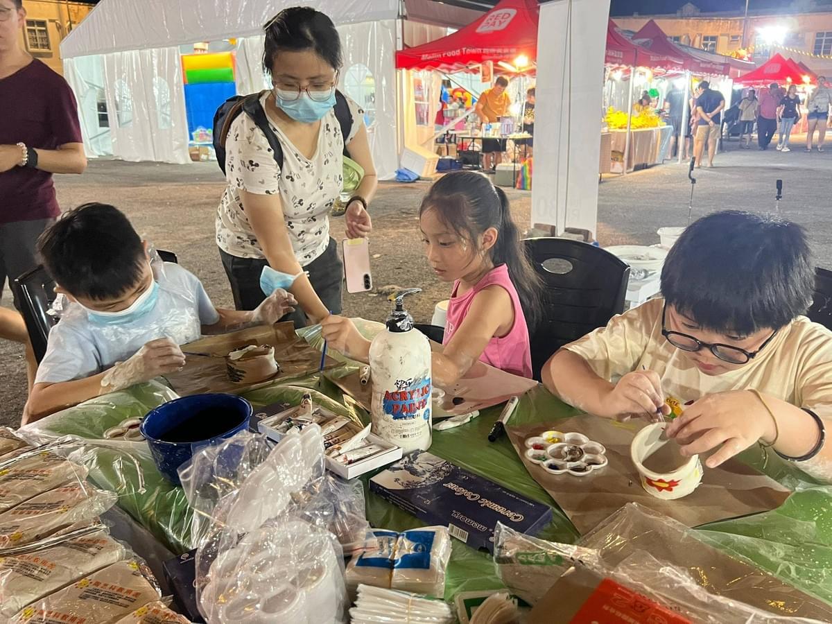 We participate in and organize various social welfare activities, give back to society, help those in need, and demonstrate our sense of responsibility. social public welfare What are we doing Malacca Teck Hua Huay Kuan is one of Malaysia's long-established Chinese community organizations, founded in 1908, and has a history of over a hundred years. The association aims to unite the Dehua compatriots in the Malacca region, promote Chinese culture, enhance community ties, and actively participate in social welfare activities. We participate in and organize various social welfare activities, give back to society, help those in need, and demonstrate our sense of responsibility. social public welfare What are we doing Malacca Teck Hua Huay Kuan is one of Malaysia's long-established Chinese community organizations, founded in 1908, and has a history of over a hundred years. The association aims to unite the Dehua compatriots in the Malacca region, promote Chinese culture, enhance community ties, and actively participate in social welfare activities.