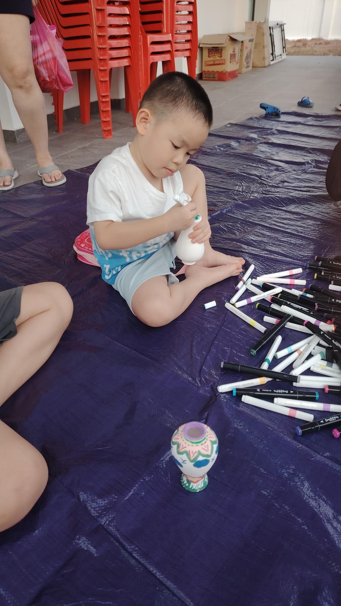 We actively promote traditional Chinese culture and facilitate multicultural exchange in society through various cultural activities and lectures. promote culture What are we doing Malacca Teck Hua Huay Kuan is one of Malaysia's long-established Chinese community organizations, founded in 1908, and has a history of over a hundred years. The association aims to unite the Dehua compatriots in the Malacca region, promote Chinese culture, enhance community ties, and actively participate in social welfare activities. We actively promote traditional Chinese culture and facilitate multicultural exchange in society through various cultural activities and lectures. promote culture What are we doing Malacca Teck Hua Huay Kuan is one of Malaysia's long-established Chinese community organizations, founded in 1908, and has a history of over a hundred years. The association aims to unite the Dehua compatriots in the Malacca region, promote Chinese culture, enhance community ties, and actively participate in social welfare activities.