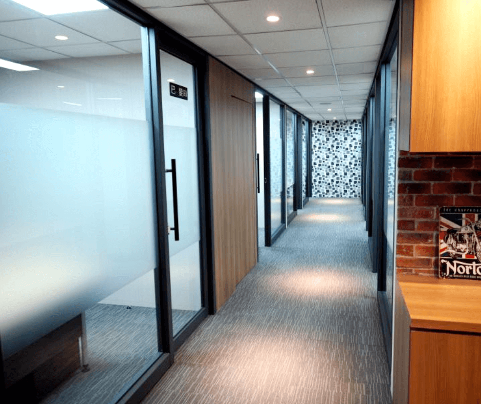 辦公室大門都是精緻鐵件設計 辦公室大門都是精緻鐵件設計