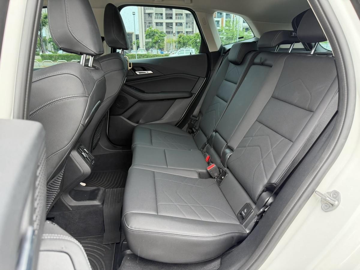 2023 BMW 220i Active Tourer 1.5