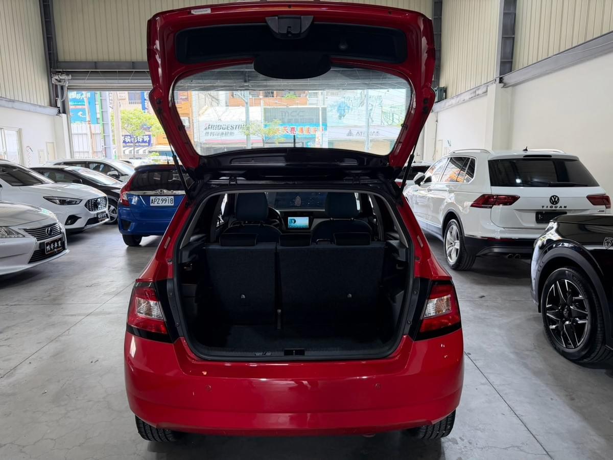 🚗 2016 Skoda Fabia 1.6