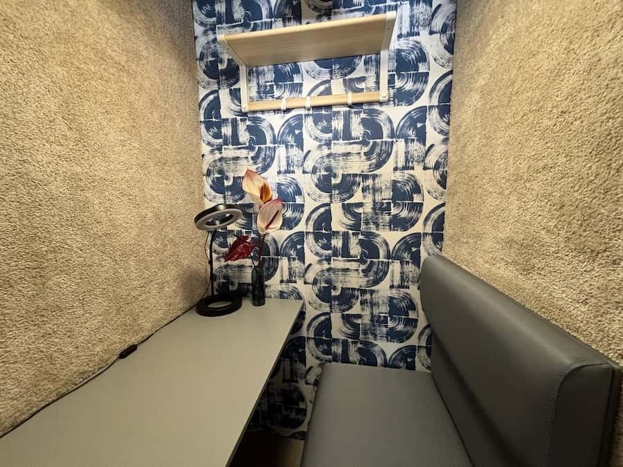 Sky Coworking Las Palmas - phone booth Sky Coworking Las Palmas - phone booth
