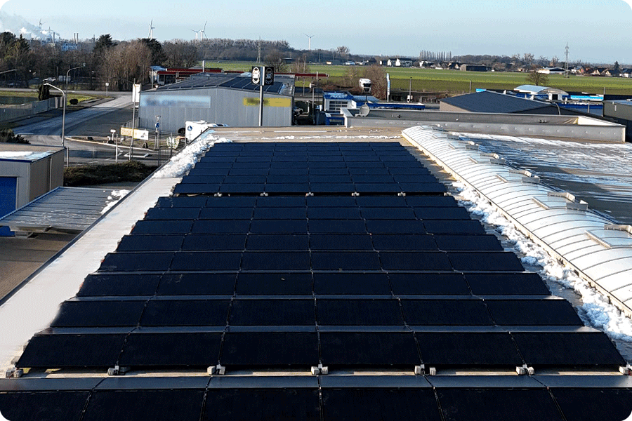 Glas-Glas-Solarmodule auf C&I-Dächern erhöhen die Rendite und Systemzuverlässigkeit. Glas-Glas-Solarmodule auf C&I-Dächern erhöhen die Rendite und Systemzuverlässigkeit.