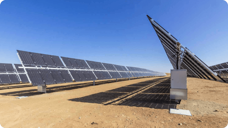 Abstand zwischen den Modulreihen: Abstand zwischen den Modulreihen: