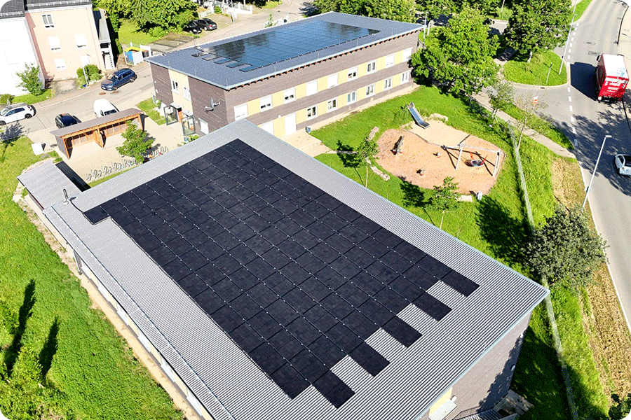 pour optimiser le retour sur investissement des toitures commerciales et industrielles, les modules verre-verre bifaciaux constituent une solution particulièrement avantageuse. pour optimiser le retour sur investissement des toitures commerciales et industrielles, les modules verre-verre bifaciaux constituent une solution particulièrement avantageuse.