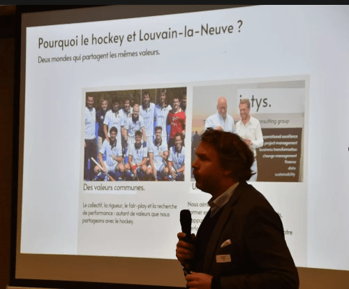 Intys presenting its partnership with Louvain-la-Neuve Hockey Club at an LLNHC Business Club event Intys presenting its partnership with Louvain-la-Neuve Hockey Club at an LLNHC Business Club event