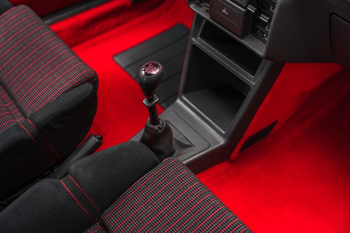 Peugeot 205 GTI 1,6i 115cv - 1987