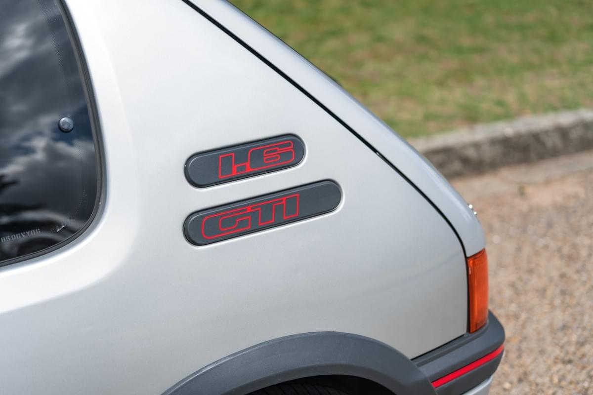 Peugeot 205 GTI 1,6i 115cv - 1987
