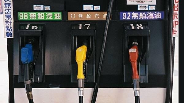 積碳、形成、清積碳、汽油、號數、92、95、98、馬力、油膜厚度、吹漏氣、燃燒、積碳形成原因、引擎構造、吹漏氣外放、空濾箱有油、今川車業 積碳、形成、清積碳、汽油、號數、92、95、98、馬力、油膜厚度、吹漏氣、燃燒、積碳形成原因、引擎構造、吹漏氣外放、空濾箱有油、今川車業